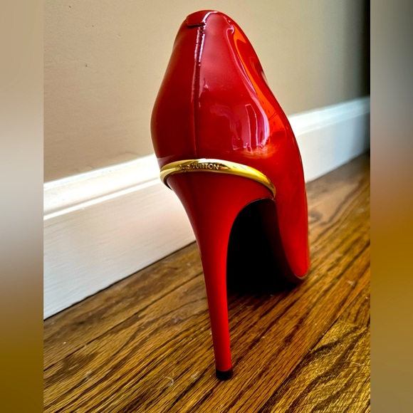 Louis Vuitton Red Patent Leather High Heels Size 39 - Picture 5 of 7